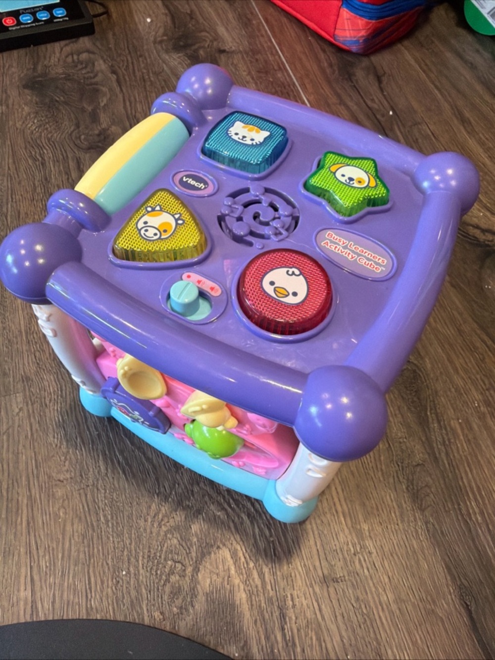 VTech Purple Busy Learners Activity Cube - Interactive Learning Toy